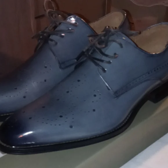 Giovanni Shoe size 8.5 rio-black-white.jpg main image 3